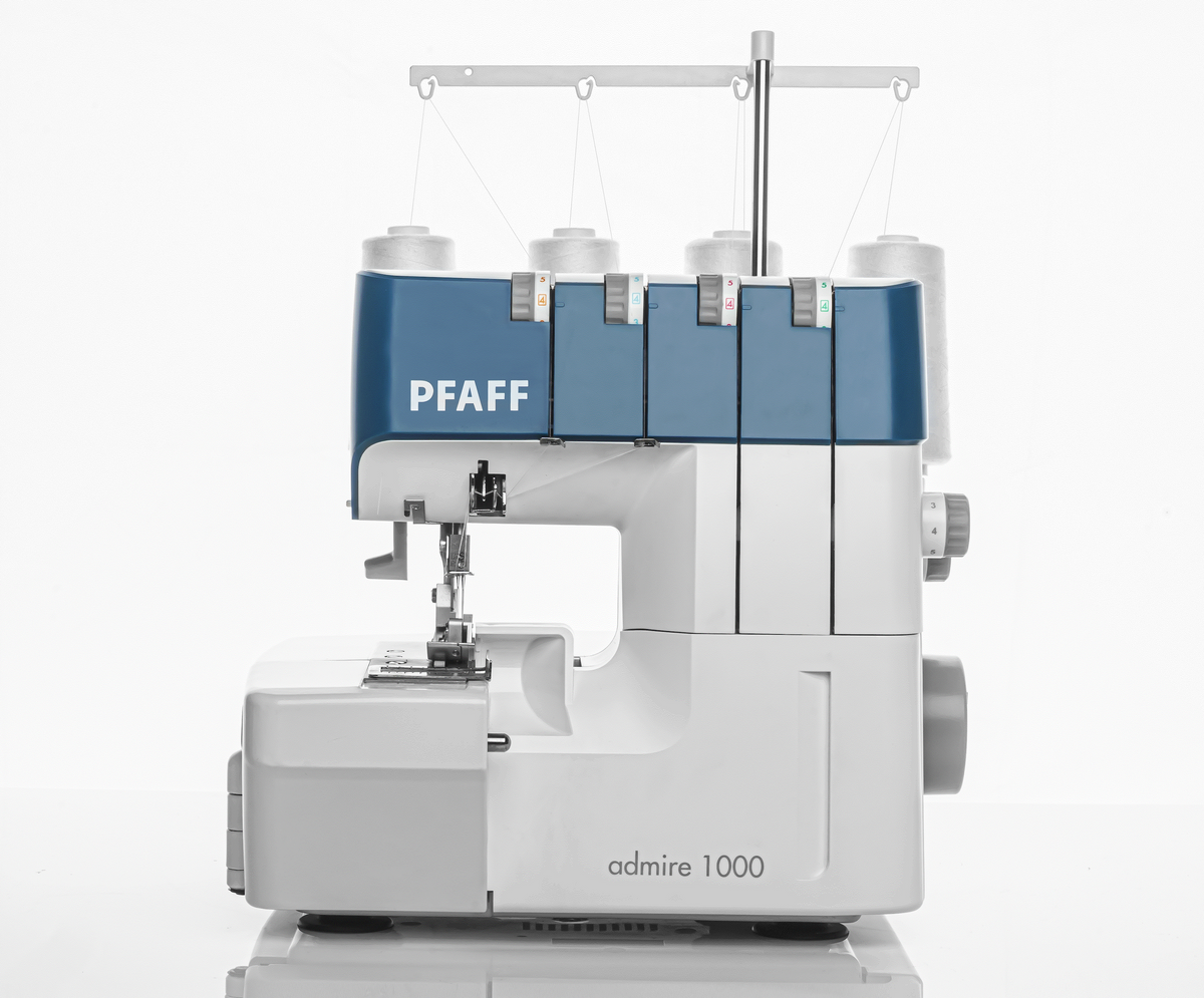 Pfaff admire 1000