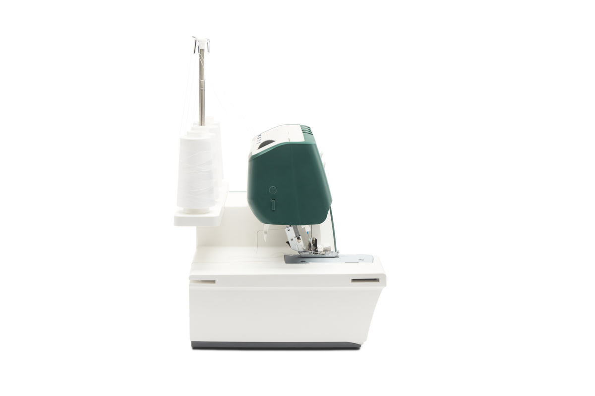 Pfaff admire 3000